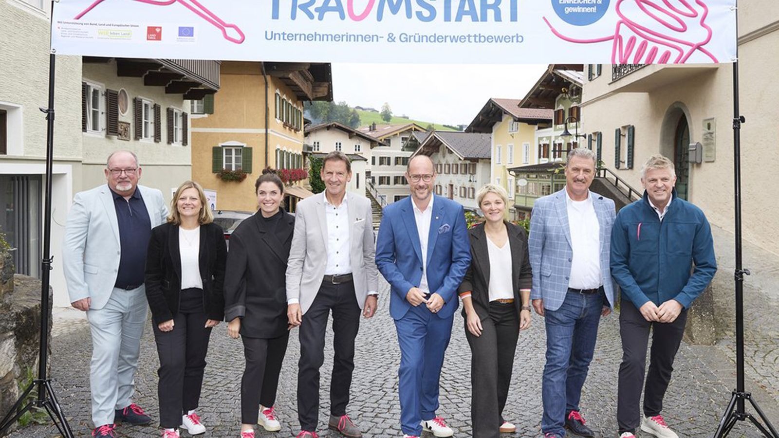 TRAUMSTART Startlinie des Unternehmer:innen- und Gründerwettbewerbs